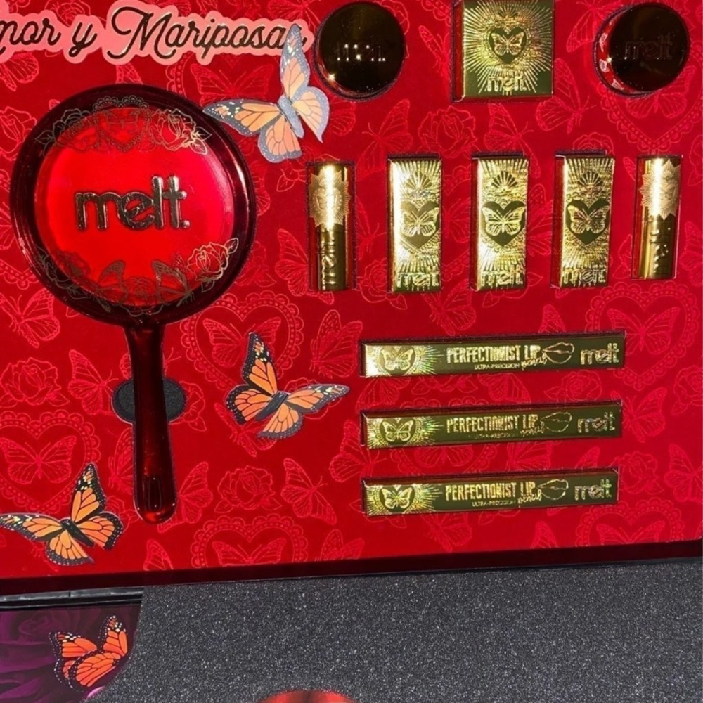Melt cosmetics - Picture 3 of 6